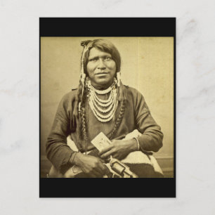 Ute-Indianer mit Pistole und Karte