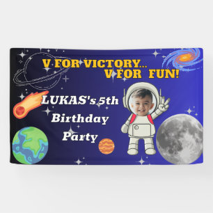 V für Sieg V für Spaß Astronaut Jungen Geburtstag Banner