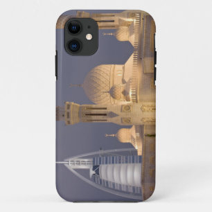 VAE, Dubai. Moschee am Abend mit Burj al Arab Case-Mate iPhone Hülle