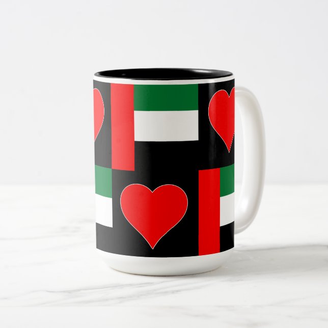 VAE Flag Herzspass Patriotic Vereinigte Arabische  Zweifarbige Tasse (VorderseiteRechts)