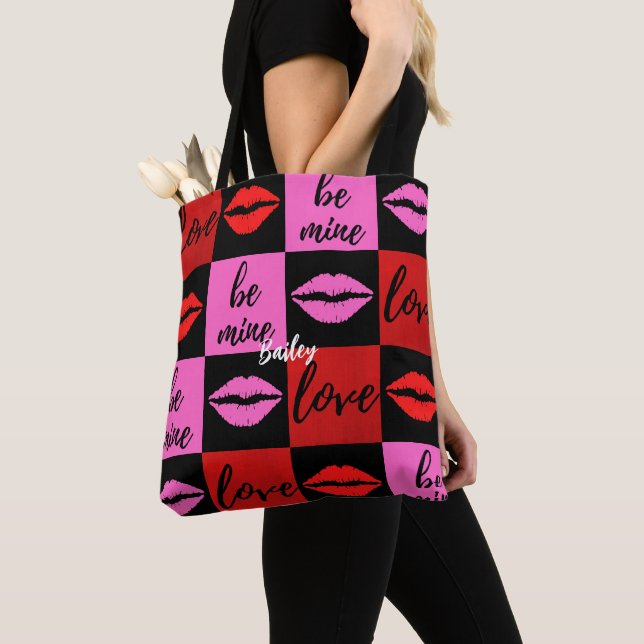 Valentine All-Over-Print-Tasche (Von Nahem)