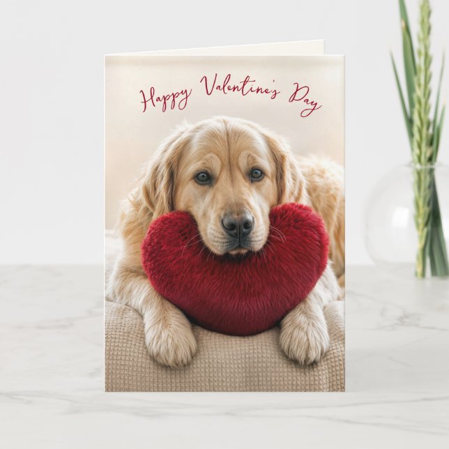Valentine Golden Retriever with Heart Pillow Karte (Vorderseite)