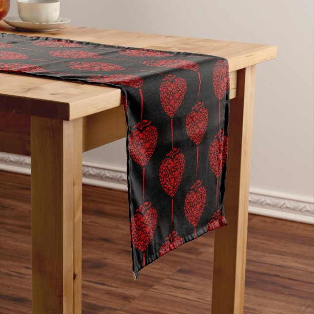 Valentine Hearts Table Runner Kurzer Tischläufer (Beispiel)