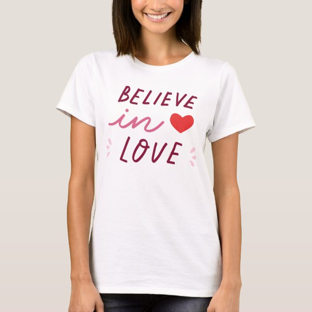 Valentine’s Day Love Charm T-Shirt (Vorderseite)