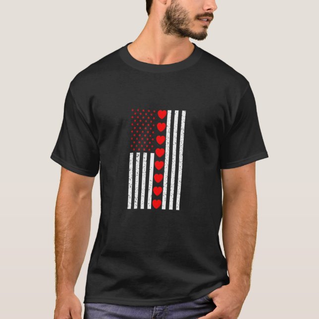 Valentine's Day American Flag With Hearts, U S Fla T-Shirt (Vorderseite)