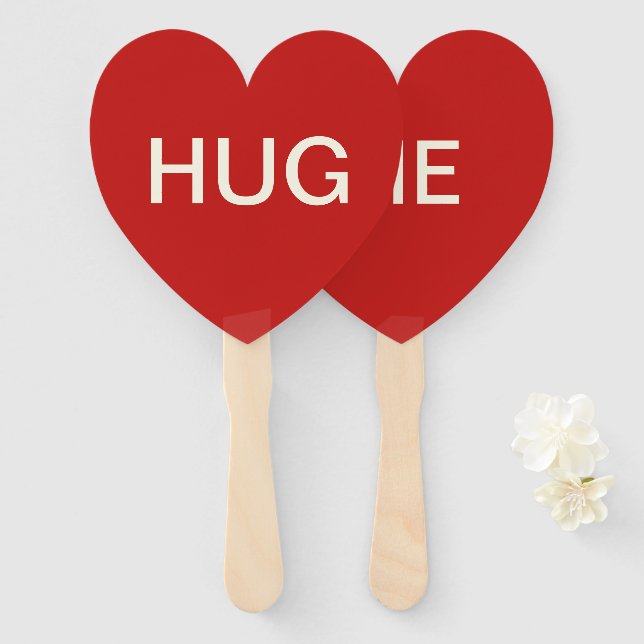 VALENTINE'S DAY HUG ME RED HEART SHAPED PADDLE FAN FÄCHER (Vorne und Hinten)