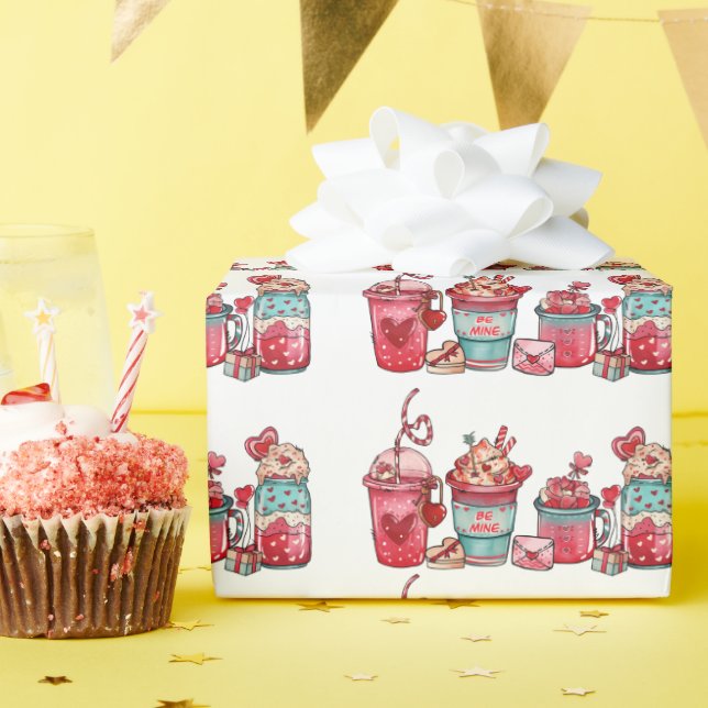 Valentine's Day Latte White Wrapping Paper Geschenkpapier (Geburtstagsparty)