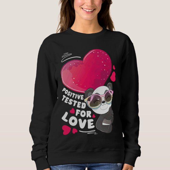 Valentine's day panda with heart sweatshirt (Vorderseite)