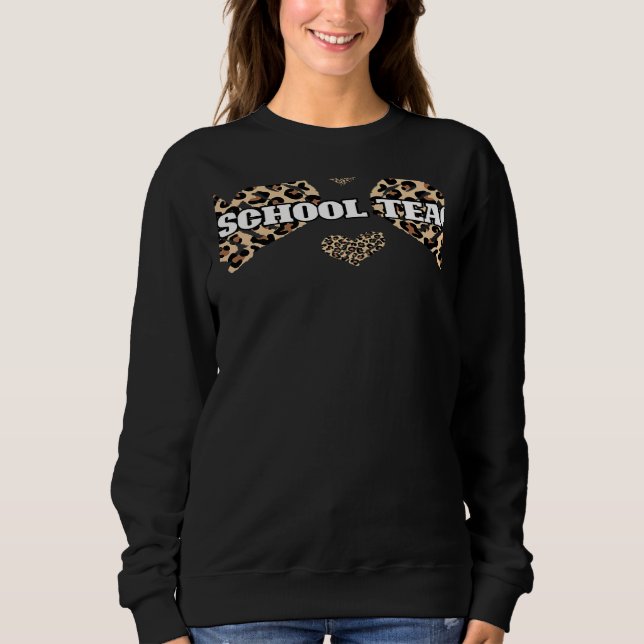 Valentines Day Preschool Teacher Cute Leopard Chee Sweatshirt (Vorderseite)
