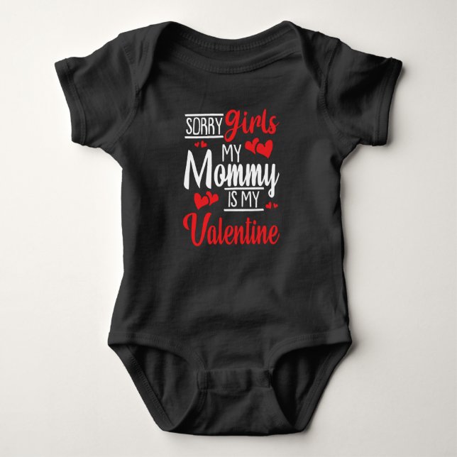 Valentine's Sorry Girls Meine Mama ist mein Valent Baby Strampler (Vorderseite)