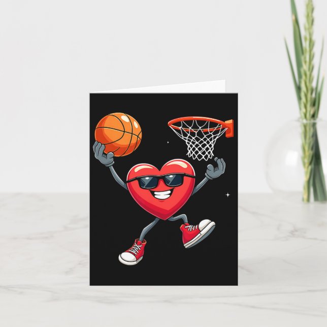 Valentinstag Heart Dunking Basketball Karte (Vorderseite)