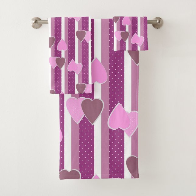 Valentinstag-Herzen auf gestreiftem Hintergrund  Badhandtuch Set (Insitu)