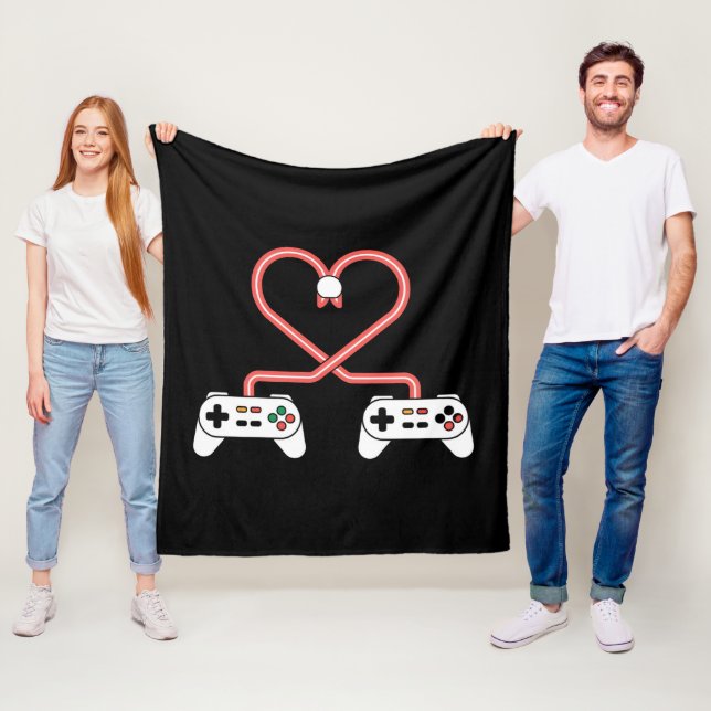 Valentinstag mit Videospielern mit Herzreglern Fleecedecke (Beispiel)