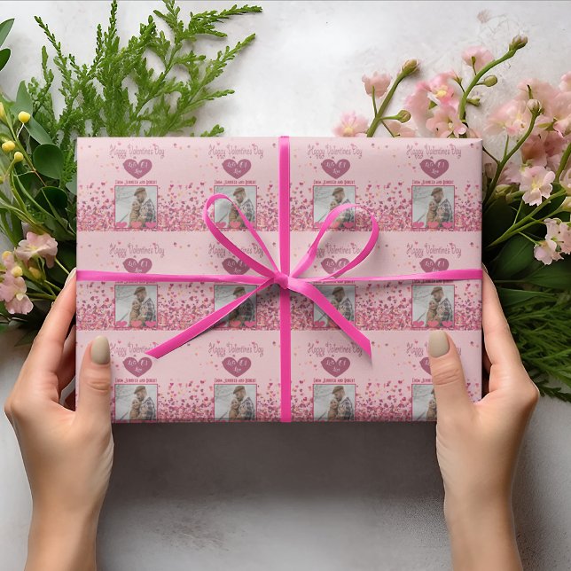 Valentinstag Personalisiertes Foto Rosa Herzen Geschenkpapier (Valentine Day Personalized Photo Pink Hearts Wrapping Paper)
