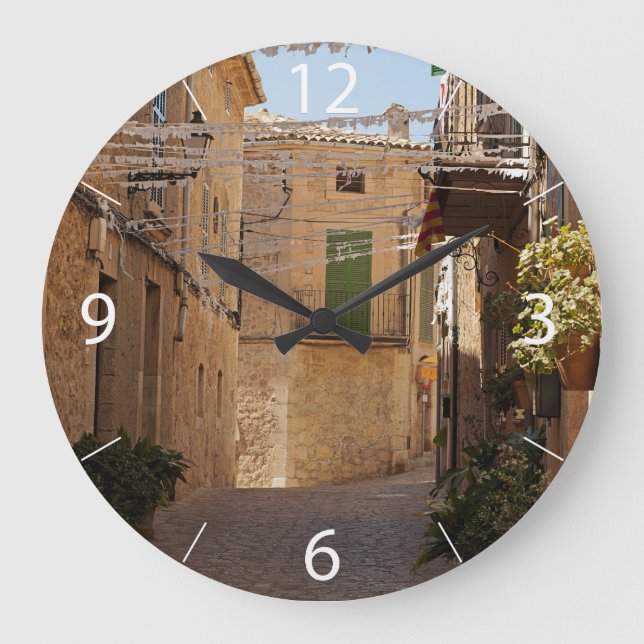 Valldemossa Wall Clock Große Wanduhr (Vorderseite)