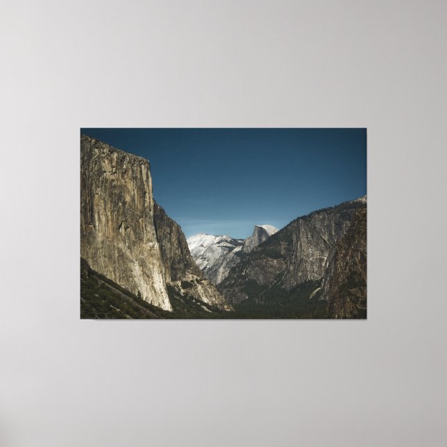 Valley Guardians Wrapped Canvas Leinwanddruck (Vorderseite)