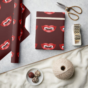 Vampir-Münder-Muster auf burgunderrotem Halloween Geschenkpapier