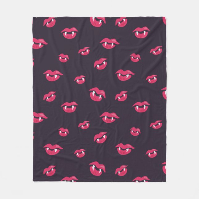 Vampirlippen und Fangmuster Fleecedecke (Vorderseite)