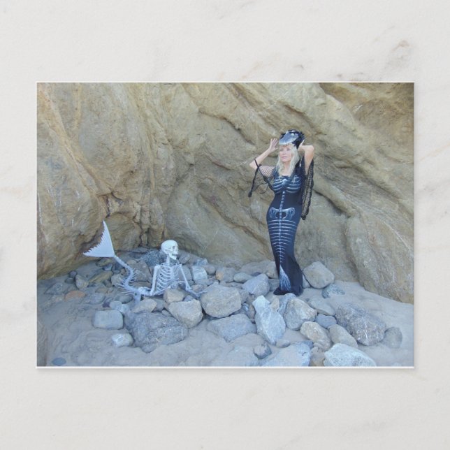 Vamplified Malibu Beach Untote Postkarte (Vorderseite)