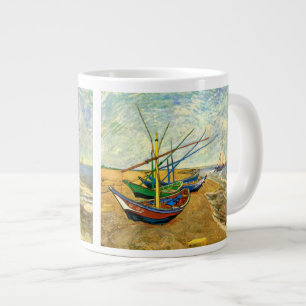 Van Gogh Fischerboote am Strand in Saintes Maries Jumbo-Tasse