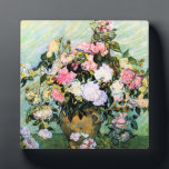 Van Gogh Pink Roses Plaque Fotoplatte<br><div class="desc">Van Gogh Pink Roses Plakette. Ölmalerei auf Leinwand aus dem Jahr 1890. Vincent Van Gogh malte einige schöne Rose-Gemälde, wobei er vor allem hellrosa Blüten bevorzugt. Pink Roses Still Life ist eine hübsche Blume mit hellrosa Rose in einer Vase. Eine der sehenswertesten Gemälde Van Goghs, Rosen, die Rosen sind ein...</div>