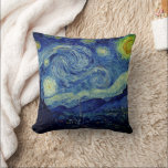 Van Gogh Starry Night Kissen<br><div class="desc">Auf diesem Kopfkissen ist das Werk von Vincent Van Gogh "The Starry Night" zu sehen. Ein Nachthimmel, so lebendig mit prächtigen Wirbel! **Karo mit diesem Design in unserem Shop verbundene Produkte heraus und entdecken Sie phantastischere Möglichkeiten mit diesem wunderbaren Bild: https://www.zazzle.com/collections/arty_gifts_for_the_van_gogh_fan_in_your_life-119079521028472120?rf=238919973384052768</div>