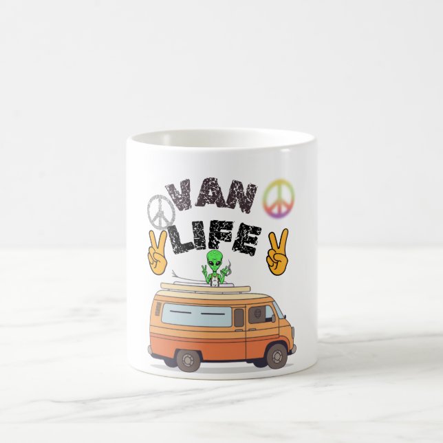 Van Life Außerirdischer Friedenszeichen lustiger C Kaffeetasse (Mittel)