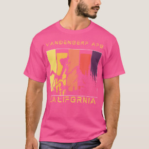 Vandenberg Afb Ca Bedrängter Berg Wandern Klettern T-Shirt