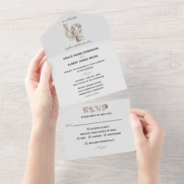 Vanilla Strawberry Hydrangeas Wedding Theme All In One Einladung (Abreißen)