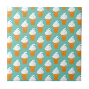 Vanille-Eiscreme-Kegel-Muster Fliese
