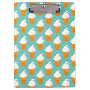 Vanille-Eiscreme-Kegel-Muster Klemmbrett