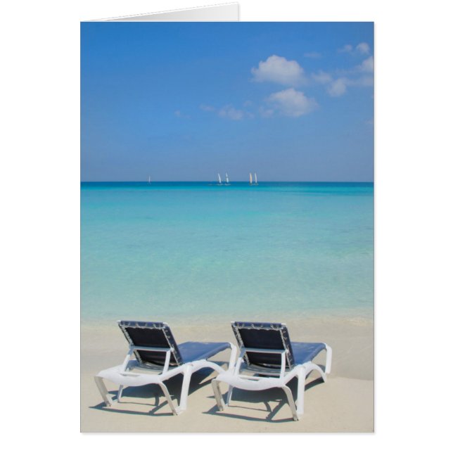 Varadero, Kuba. Sand And Beach Chairs (Vorne)