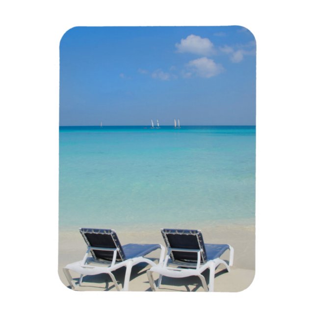 Varadero, Kuba. Sand And Beach Chairs Magnet (Vertikal)
