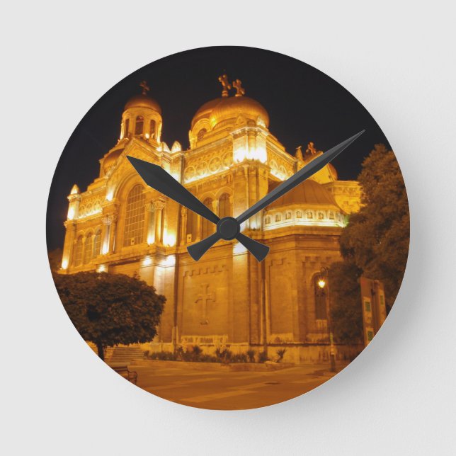 Varna Kathedrale am Abend Runde Wanduhr (Vorderseite)