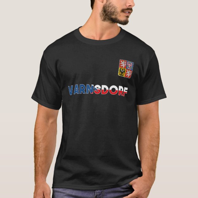Varnsdorf Tschechien Herzenflagge Löwenmantel T-Shirt (Vorderseite)