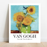 Vase mit drei Sonnenblumen von Vincent Van Gogh Poster<br><div class="desc">Bringen Sie die Schönheit von Vincent van Goghs Kunst in Ihre Zuhause mit diesem atemberaubenden Poster seines Gemäldes "Vase with Three Sunflowers". Dieses Werk wurde im August 1888 in Arles, Frankreich, gemalt und gehört zu einer Serie von fünf großen Leinwand mit Sonnenblumen in einer Vase, mit drei Farbtönen gelb "und...</div>