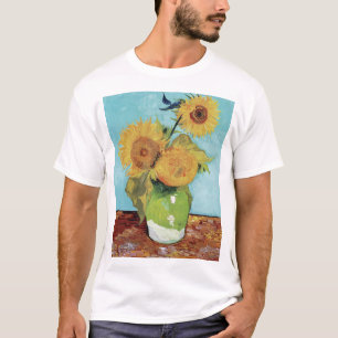 Vase mit drei Sunglowers 1888 von Vincent van Gog T-Shirt