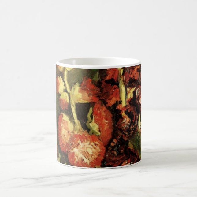 Vase mit Hollyhocks von Vincent van Gogh Tasse (Mittel)