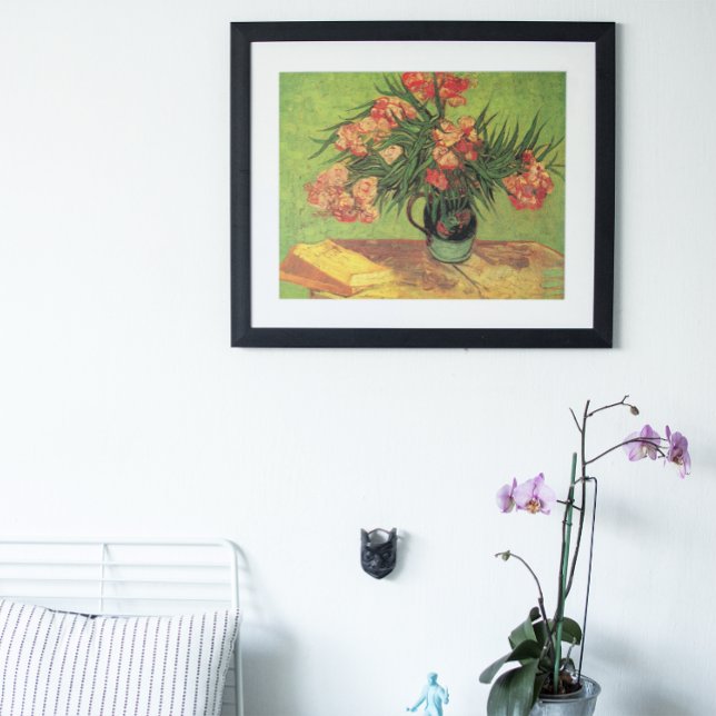 Vase mit Oleanders und Bücher von Vincent van Gogh Poster (Von Creator hochgeladen)
