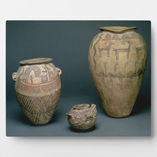 Vase mit verschiedenen Friesen von Tieren und Fotoplatte