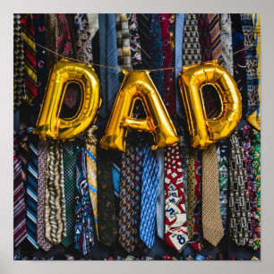 Vater-Balloons in Gold mit farbenfrohen Neckstrass Poster