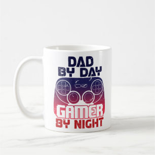 Vater by Day Gamer by Night Funny Video Gamer Vate Kaffeetasse