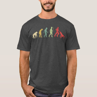 Vater, der mit einer Freundin der Evolution zur Ki T-Shirt