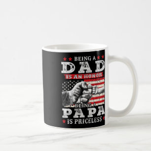 Vater ist eine Ehre, Papa zu sein ist unbezahlbar  Kaffeetasse