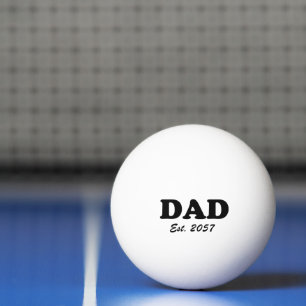 Vater Moderne Typografie nach dem üblichen Datum Tischtennisball