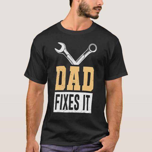 Vater repariert den Schraubendreher Hobbyist Papa  T-Shirt (Vorderseite)