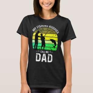 Vater und Sohn sind Töchter, die für Fisch Buddha  T-Shirt