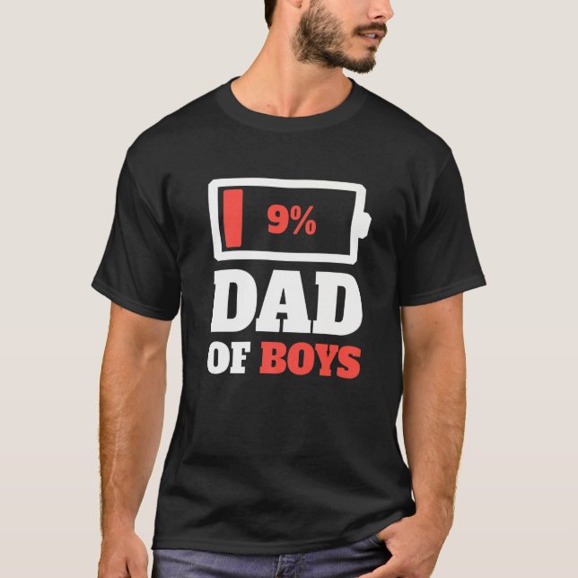 Vater von Jungen müde Vater Vater Niedrigbatterie  T-Shirt (Vorderseite)