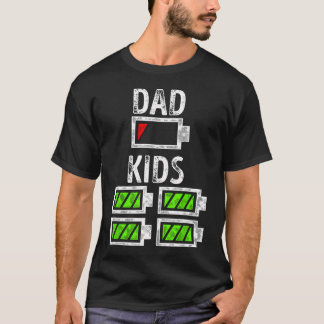 Vater von vier niedriger Akku lustiger Vater von 4 T-Shirt