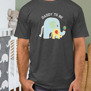 Vater werdende Elefanten mit Strandball T-Shirt
